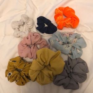 Eight scrunchies